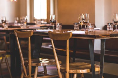 Where To Eat When You’re With Your Dog feature image