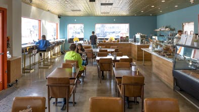 Where To Eat With Boring People feature image