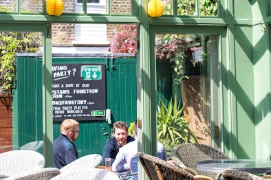 Where To Go For A Summer Date feature image