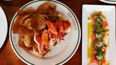 Where To Go Instead Of Legal Sea Foods When Someone Suggests Legal Sea Foods Again feature image