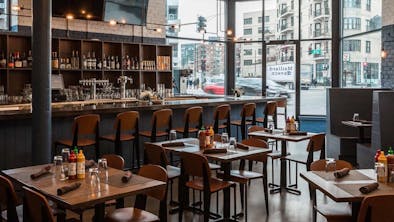 Where To Go When The Wait At Au Cheval Is 3 Hours Long feature image