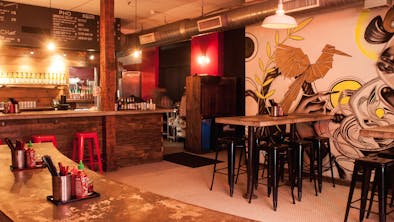 Where To Grab A Quick, Healthy Meal By Yourself feature image