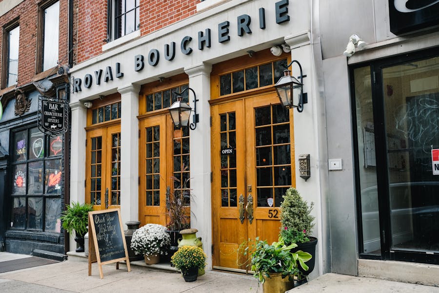 Philadelphia Outdoor Brunch Restaurants That Are Open Right Now