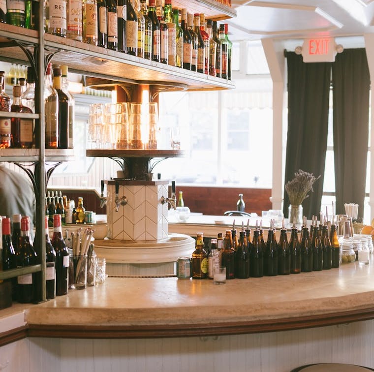29 Places To “Grab A Drink” That Actually Serve Good Food New York