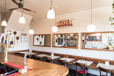 Archie’s Bar & Pizza feature image