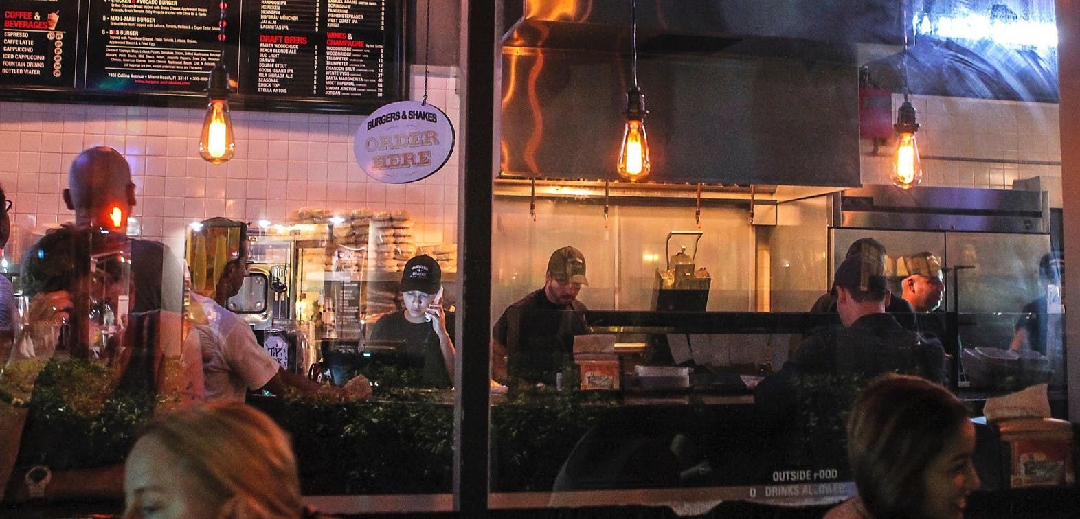 Burgers Shakes North Beach Miami The Infatuation