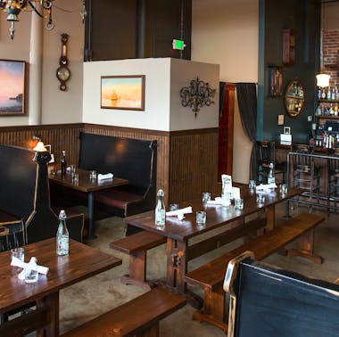 16 Great Bars With Activities - Seattle - The Infatuation