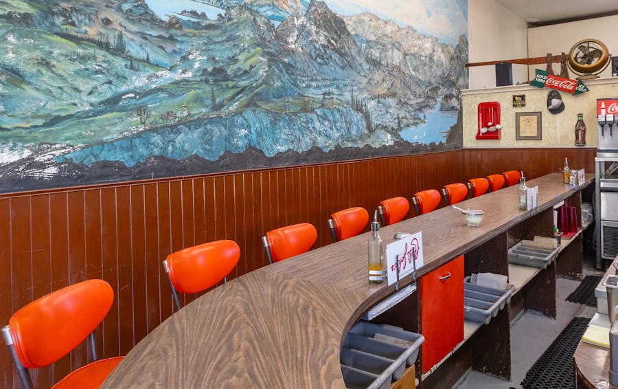 Chili John’s Burbank Los Angeles The Infatuation