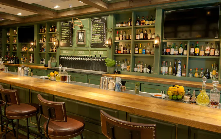 Forman s Tavern Toluca Lake Los Angeles The Infatuation