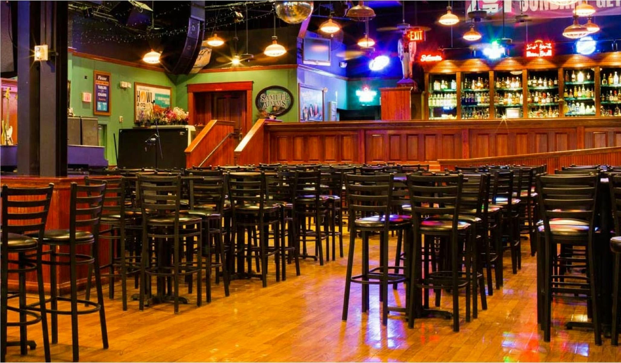 Howl At The Moon Philadelphia The Infatuation Howl At The Moon Philadelphia The Infatuation