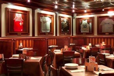 Lou Malnati’s feature image