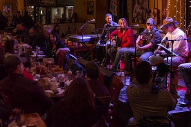 Puckett’s Grocery & Restaurant feature image