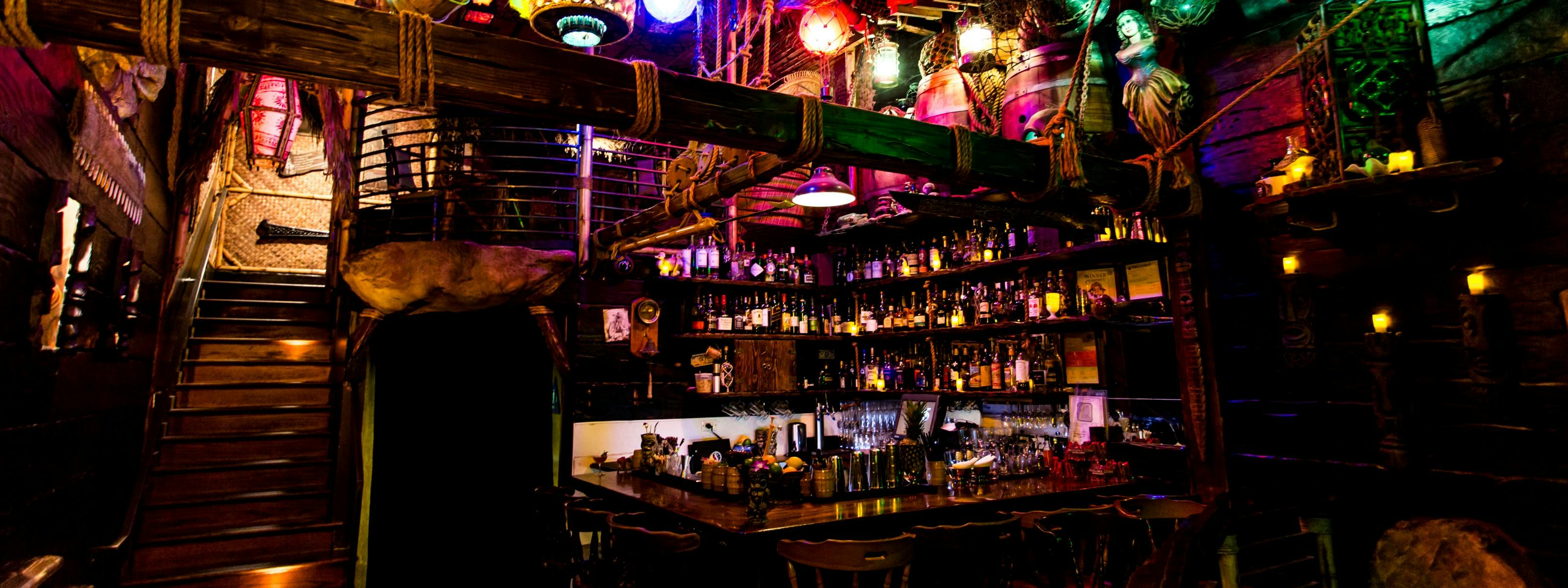 Smuggler S Cove Hayes Valley San Francisco The Infatuation