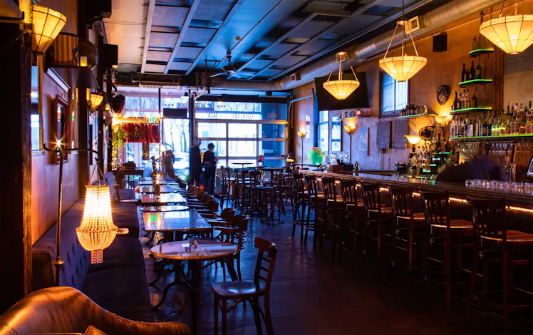 The Sitting Room - Queen Anne - Seattle - The Infatuation