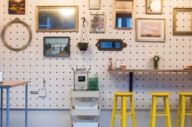 Westman’s Bagel and Coffee feature image