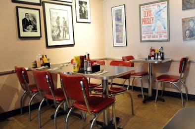 Bonnie's Grill feature image