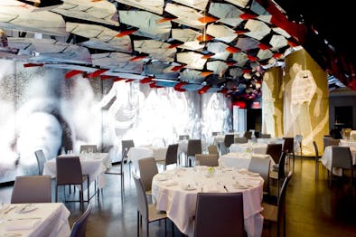 Clyde Frazier's Wine and Dine feature image