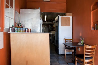 Emilia’s Pizza feature image